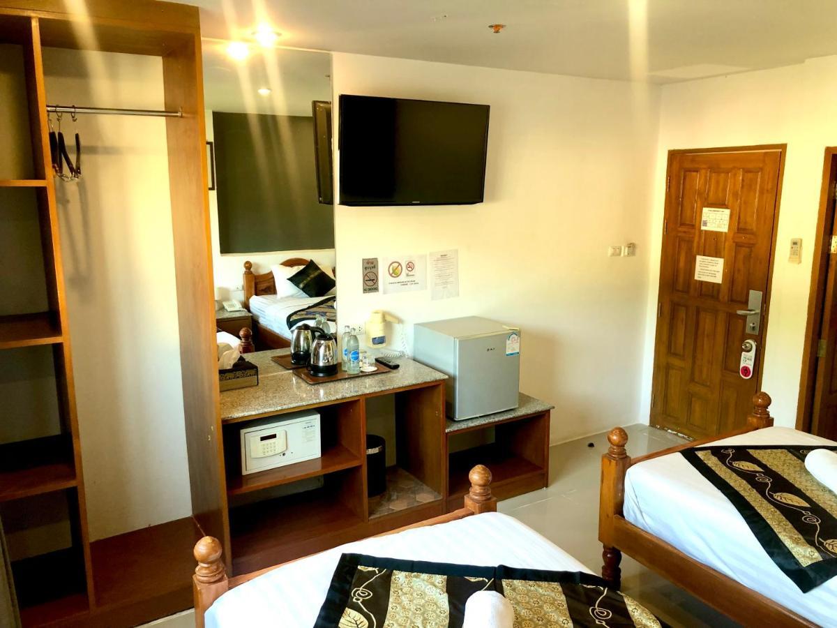 Patong Dynasty Hotel New Management Exterior foto